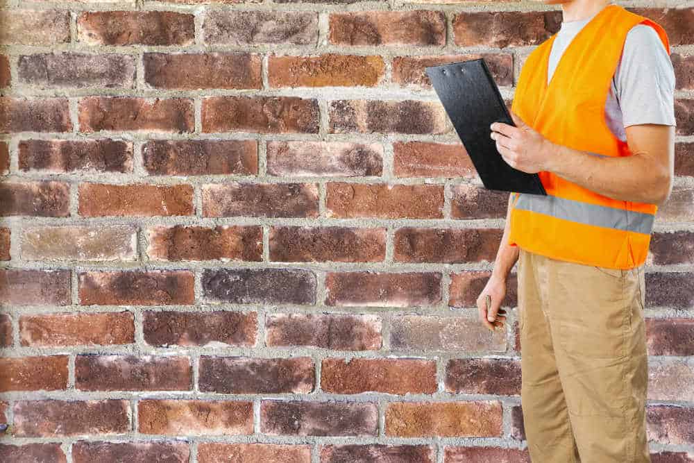 Can I Get a Surveyor to Fight My Corner—And Who Pays for That Derby?